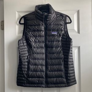 Patagonia women’s down sweater vest